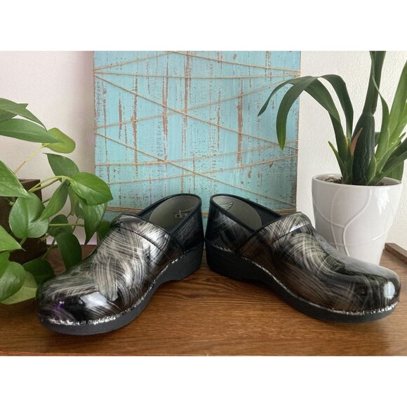 Dansko PRO XP 2.0 Black & Pewter Patent Leather Clogs Women Sz US 10.5-11 EU 41 - Picture 3 of 8